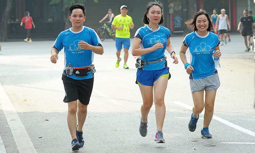 Giải thưởng 100 triệu đồng cho đội chạy đủ 'một vòng trái đất'