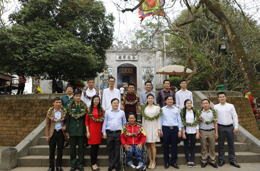 Toả sáng hình ảnh tuổi trẻ Việt Nam