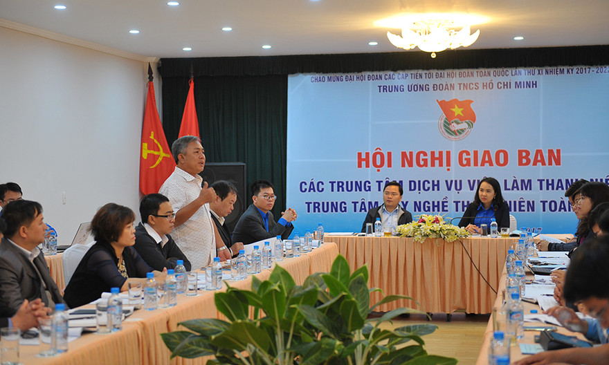 Tại hội nghị, nhiều ý kiến trao đổi thảo luận về công tác tư vấn hướng nghiệp, giới thiệu việc làm cho thanh niên