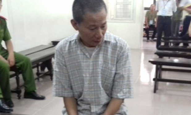 Trần Văn Toản tại toà.