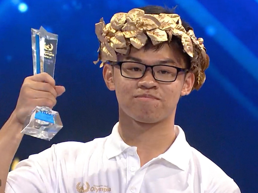 Nguyễn Ngọc Dũng giành vòng nguyệt quế cuộc thi tuần