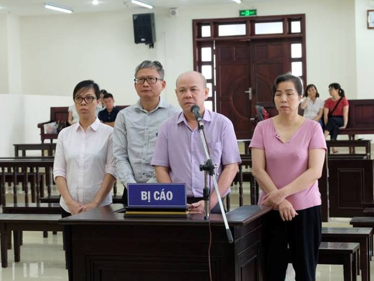 Những người kháng cáo tại tòa phúc thẩm.