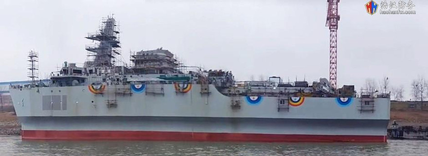 Trung Quốc gần đây được cho là đã hạ thủy tàu chống ngầm thứ ba tại một cơ sở đóng tàu ở Vũ Hán