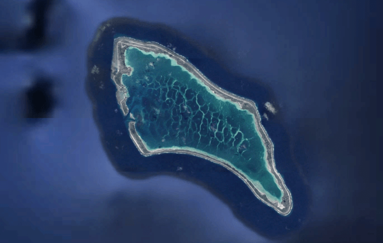 Ảnh vệ tinh đảo Canton thuộc quần đảo Kiribati ở Thái Bình Dương. Căn cứ không quân nằm ở góc trên cùng /Google Earth.