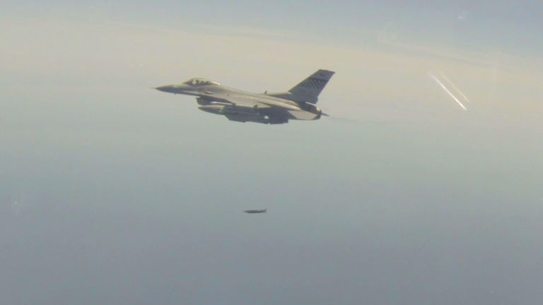 Tiêm kích F-16 sẽ được sử dụng để thử nghiệm vũ khí mới