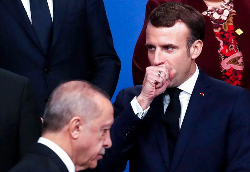 Tổng thống Pháp Emmanuel Macron và Tổng thống Thổ Nhĩ Kỳ Recep Tayyip Erdogan tại hội nghị thượng đỉnh NATO ở London vào ngày 4 tháng 12 năm 2019