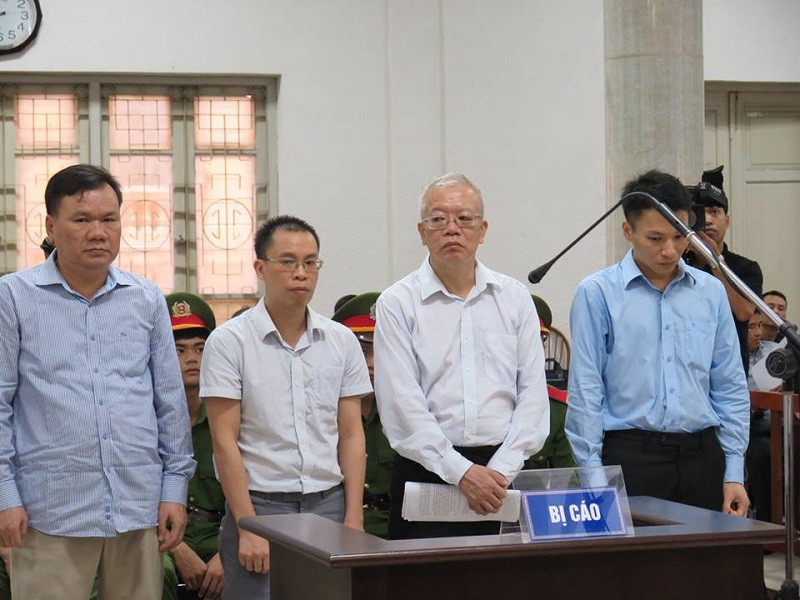 Các bị cáo trong vụ án. Riêng Vũ Đình Duy vẫn đang bị truy nã.