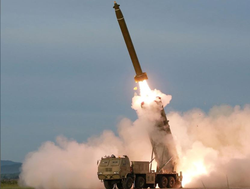 Hình ảnh do KCNA, hãng thông tấn Triều Tiên công bố ngày 25/8