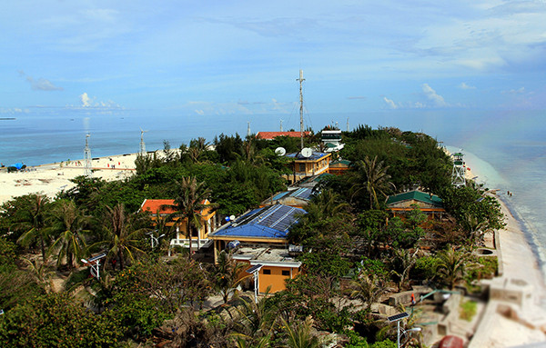 Chương trình vận động đóng góp sáng kiến và nguồn lực chế tạo các thiết bị, kỹ thuật hỗ trợ cán bộ chiến sĩ và nhân dân huyện đảo Trường Sa và nhà giàn DK1. (Ảnh: Xuân Tùng)