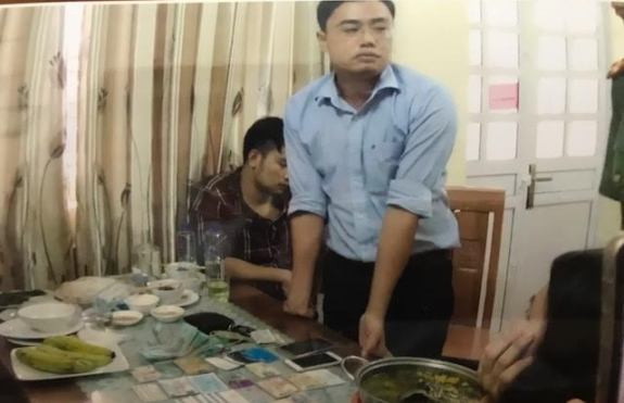 Lê Duy Phong bị bắt cùng tang vật.