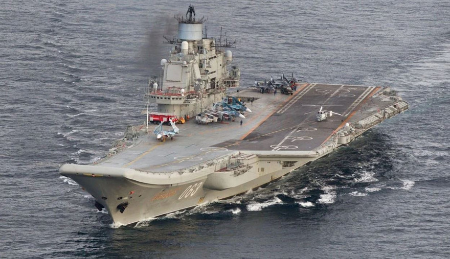 Soái hạm của hải quân Liên Xô, tàu Đô đốc Kuznetsov hiện là tàu chiến lớn nhất và là hàng không mẫu hạm duy nhất của Hải quân Nga. 