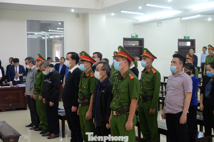 Các bị cáo tại tòa.