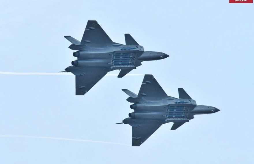 Tiêm kích J-20 Trung Quốc 