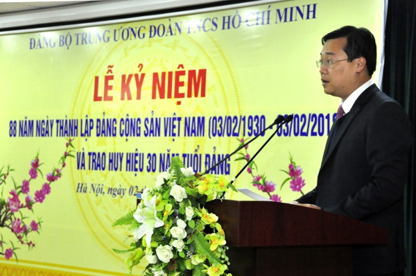 Bí thư Đảng ủy, Bí thư thứ nhất T.Ư Đoàn Lê Quốc Phong phát biểu. Ảnh: Đông Hà