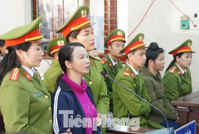 Bị cáo Trần Thị Hiền tại phiên tòa sơ thẩm.