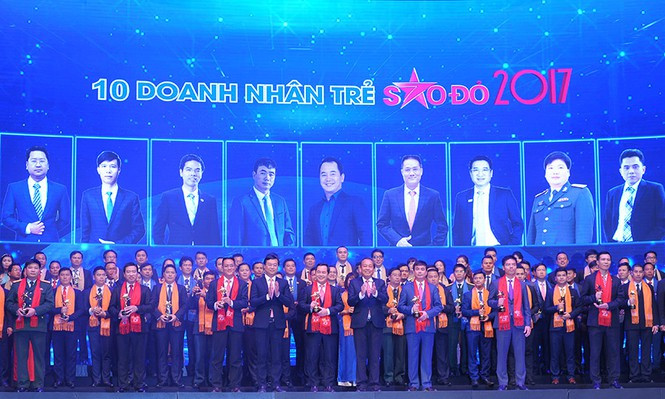 T.Ư Hội LHTN Việt Nam, T.Ư Hội Doanh nhân trẻ phát động giải thưởng Sao Đỏ. (Trong ảnh là lễ tuyên dương năm 2017). Ảnh: Xuân Tùng