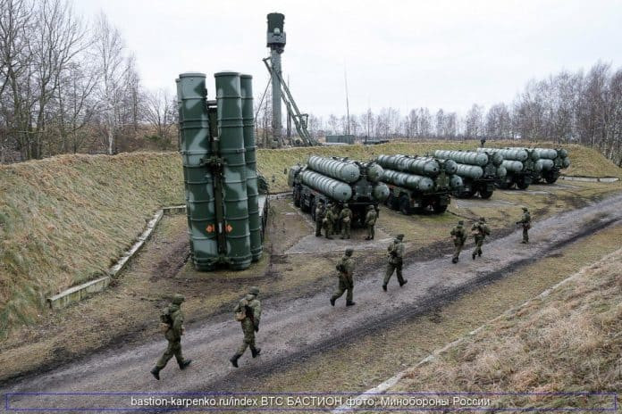Hệ thống phòng không S-400 Nga có phải là 'hổ giấy'?