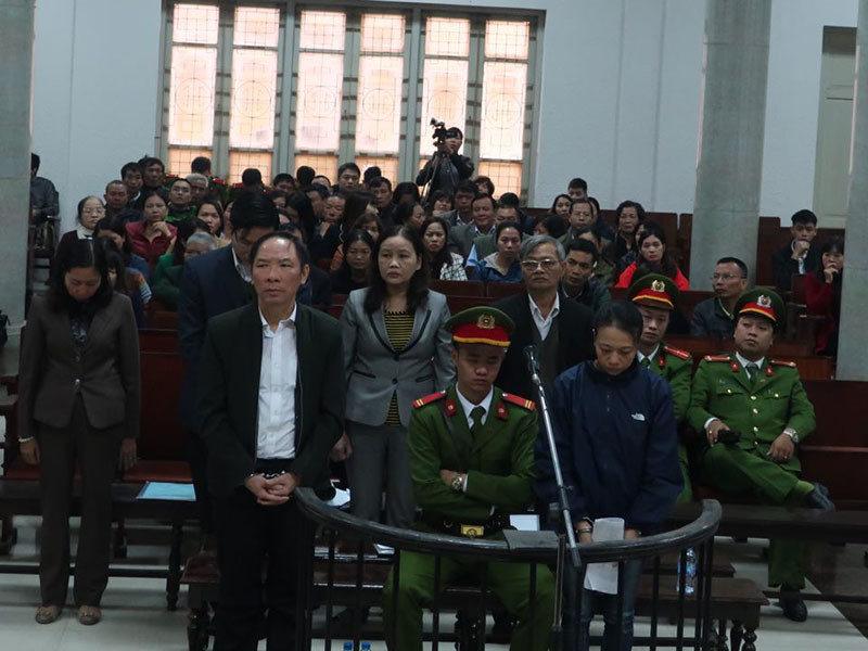 Các bị cáo tại tòa.