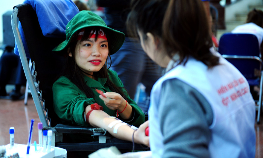 Dấu ấn tuổi 18 trong ngày hội hiến máu tình nguyện Chủ nhật Đỏ