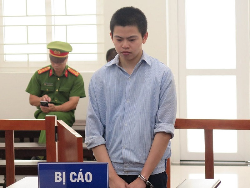 Nghịch tử Đỗ Trọng Nhân tại tòa.