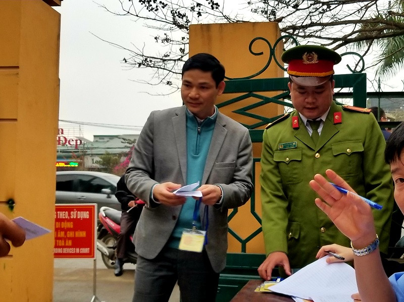 Ông Hoàng Công Tình - chú ruột bị cáo Hoàng Công Lương.