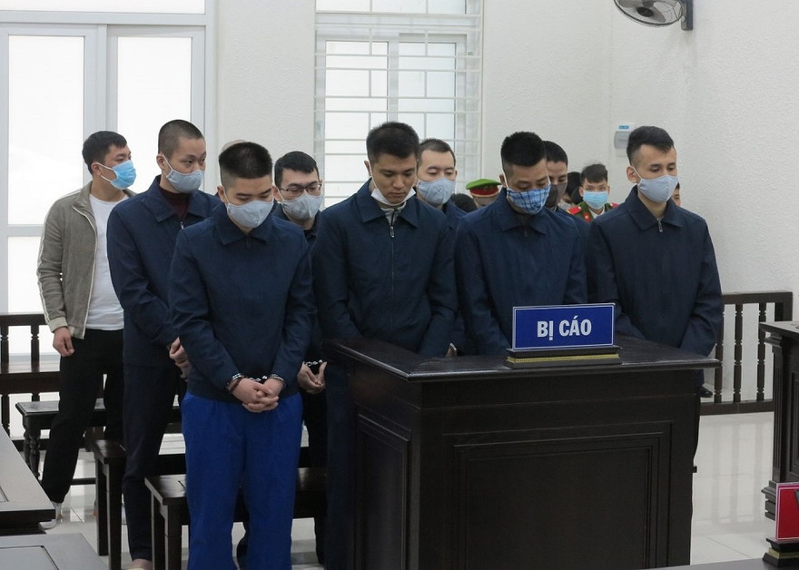 Các bị cáo tại tòa.