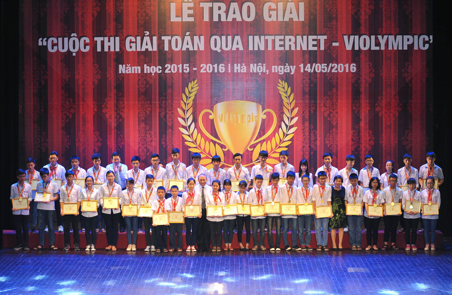 2141 là số học sinh các cấp Tiểu học, THCS, THPT đã đạt giải cuộc thi năm nay