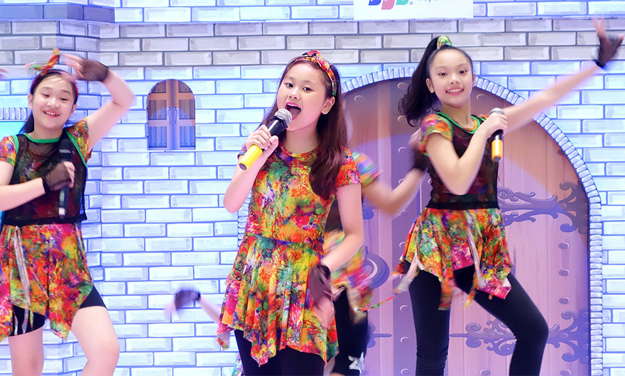 Nhộn nhịp lâu đài kỳ diệu cho thiếu nhi