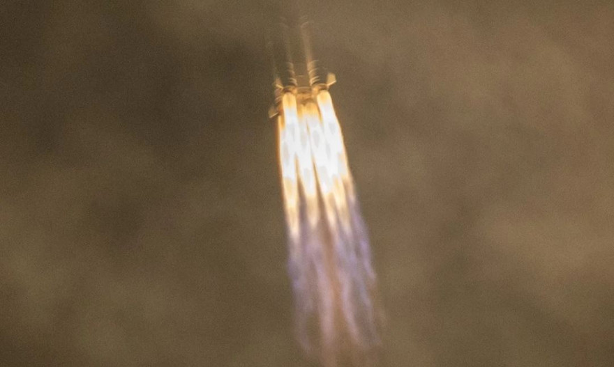 Tên lửa vệ tinh CZ-7A của Trung Quốc được phóng lên đêm thứ Hai