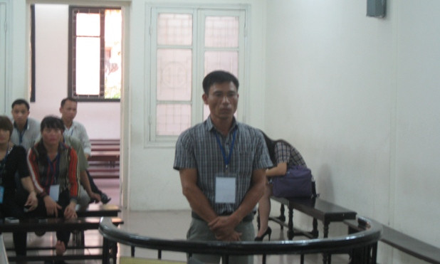 Bị cáo lĩnh án vì ghen tuông vô lý.