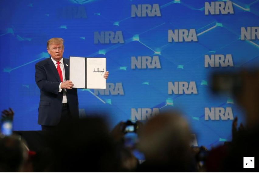 Mỹ sẽ rút khỏi hiệp ước về mua bán vũ khí