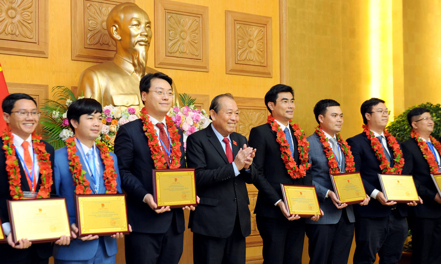 Cán bộ, công chức phải thể hiện vai trò 'công bộc' của dân