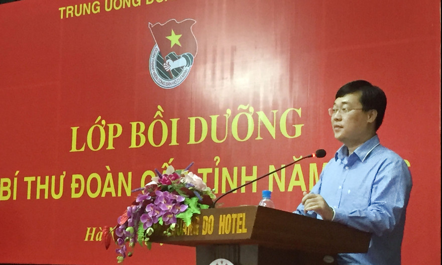 Anh Lê Quốc Phong - Bí thư thứ nhất T.Ư Đoàn phát biểu tại lễ khai giảng 