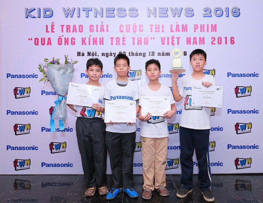 Nhóm Master Hand Children.