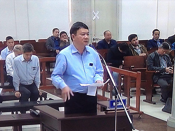 Bị cáo Đinh La Thăng tại tòa ngày 24/3.