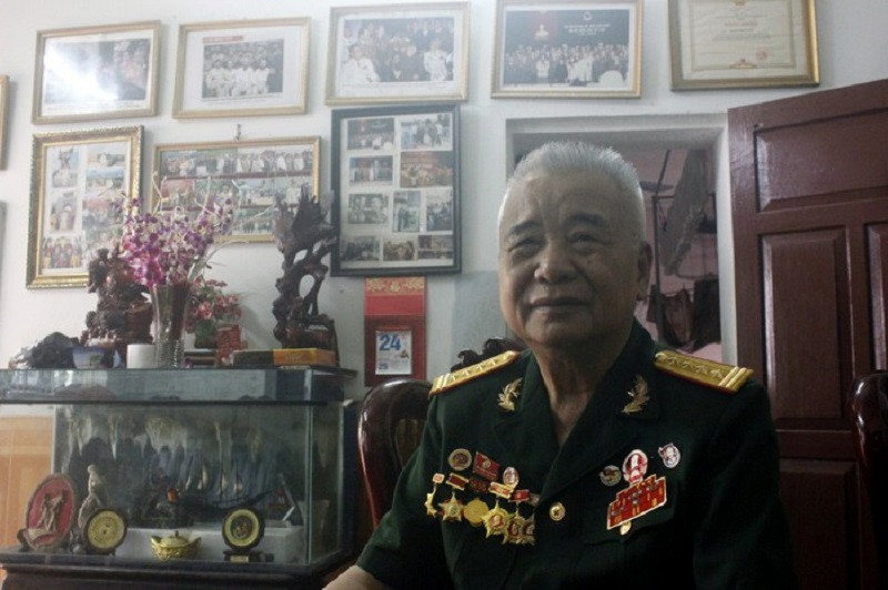 Đai tá Hoàng Đăng Vinh - Anh hùng lực lượng vũ trang nhân dân.