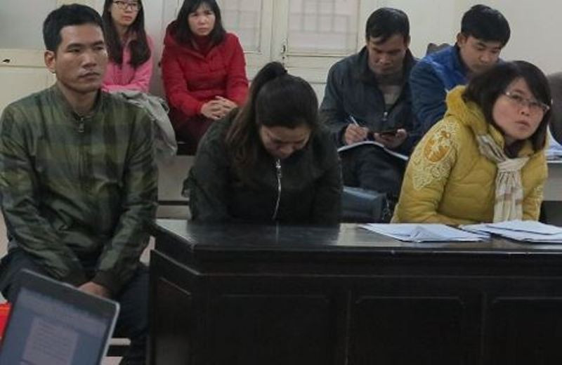 Các bị cáo tại phiên tòa ngày 30/1/2017.