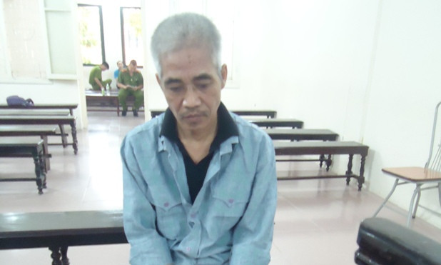 Hoàng Văn Quân tại toà.