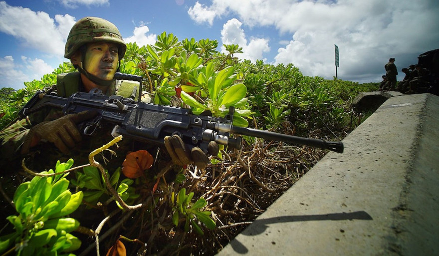 Một binh sỹ thuộc Lực lượng Phòng vệ Nhật Bản