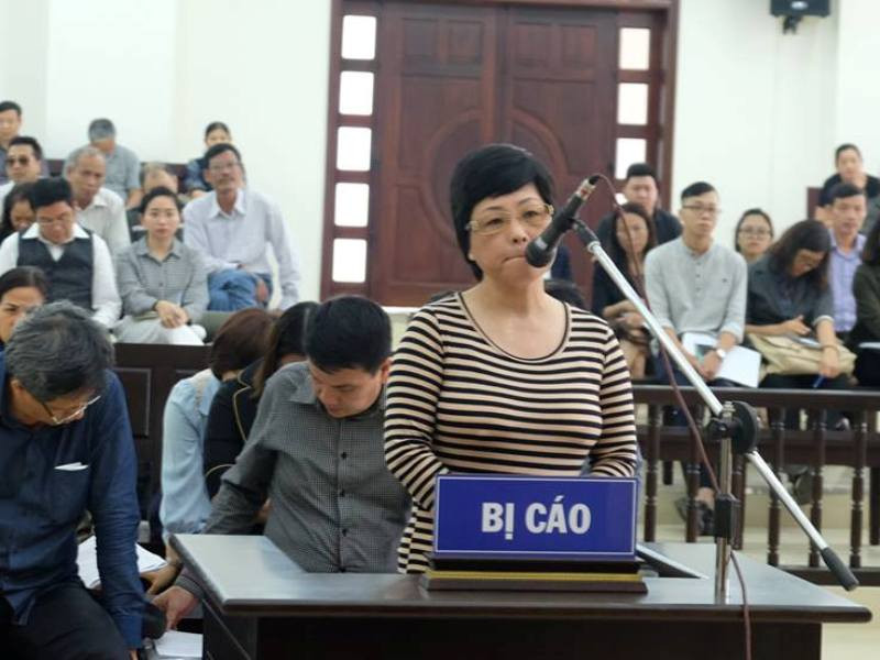 Bị cáo Châu Thị Thu Nga nói lời sau cùng tại phiên tòa phúc thẩm.