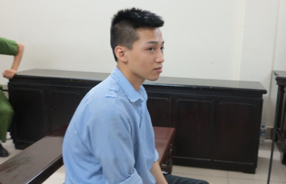 Vũ Mạnh Hậu tại tòa.