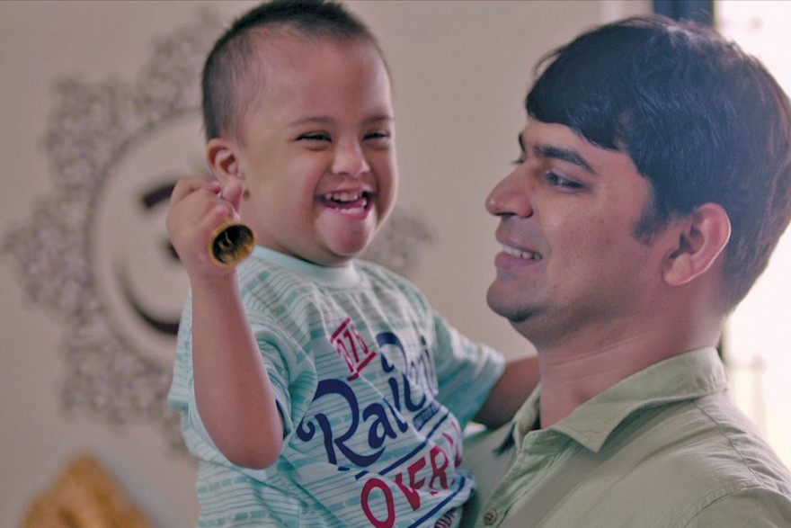 Cha con Tiwari và Avnisrh