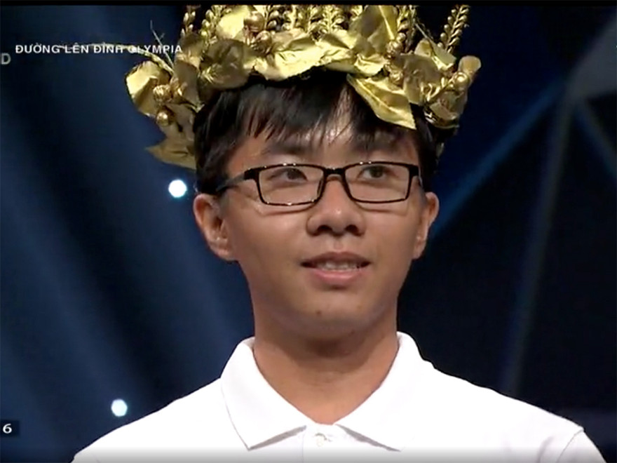 Nguyễn Bá Vinh (THPT chuyên Lý Tự Trọng, Cần Thơ) đã có chiến thắng nghẹt thở