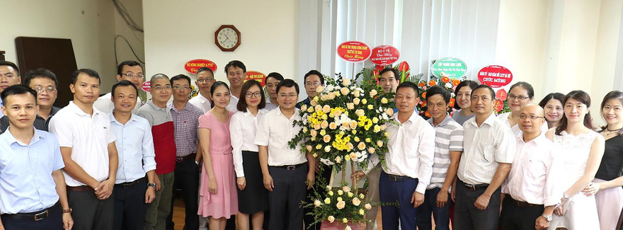 Bí thư thường trực T.Ư Đoàn chúc mừng 21/6 báo Tiền Phong