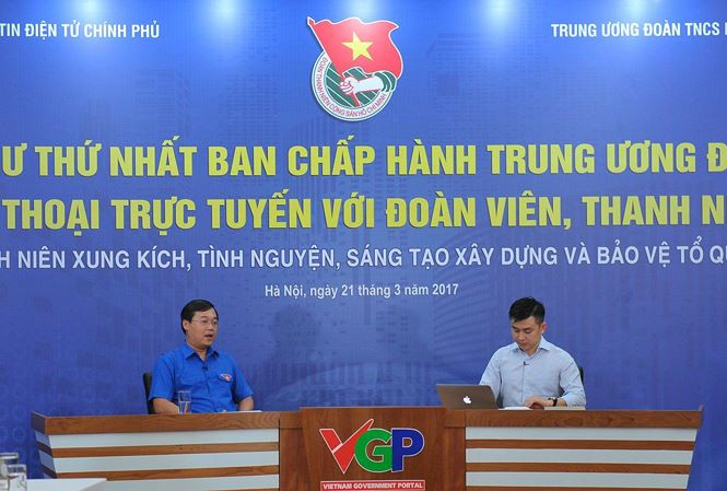 Ban Bí thư T.Ư Đoàn sẽ tổ chức đối thoại trực tuyến giữa Bí thư thứ nhất T.Ư Đoàn với ĐVTN năm 2018 với chủ đề “Tuổi trẻ sáng tạo dựng xây đất nước”. (Trong ảnh, là chương trình đối thoại trực tuyến năm 2017). Ảnh: Xuân Tùng