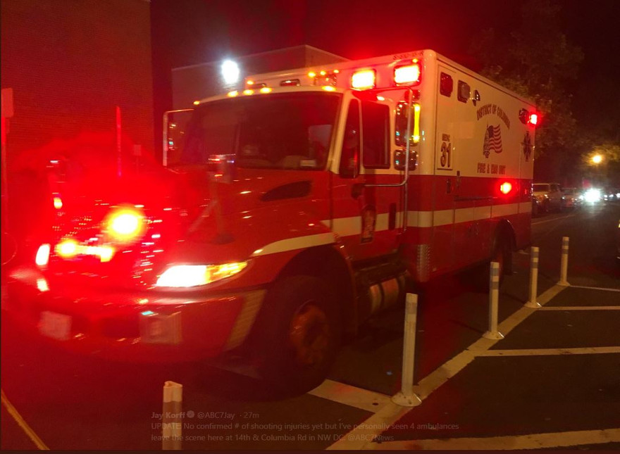 Xe cứu thương tại hiện trường