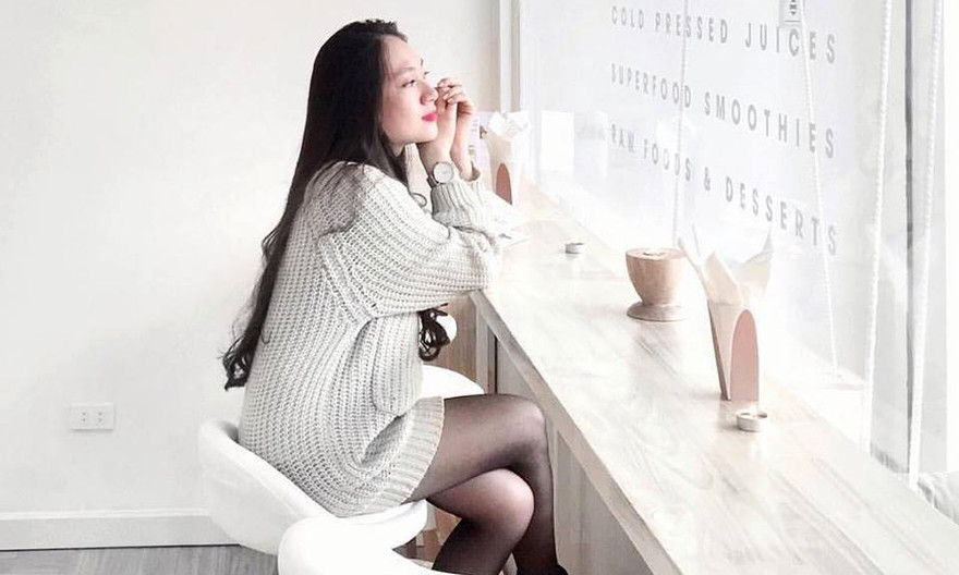 ​“Trong thời buổi hiện đại này, người con gái không những cần phải gìn giữ vẻ bề ngoài mà cũng cần phải trau dồi tri thức và nhân cách. Khi có được cả vẻ đẹp hình thức lẫn vẻ đẹp trí tuệ, người con gái sẽ có nhiều lợi thế hơn, có nhiều cơ hội làm việc và 