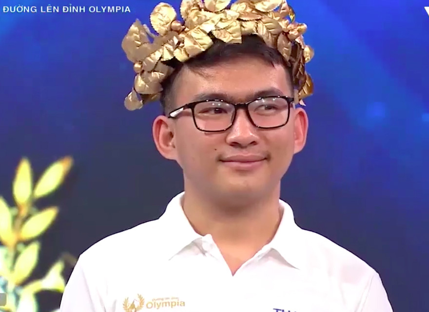 Nam sinh Quảng Ngãi ngược dòng giành vòng nguyệt quế Đường lên đỉnh Olympia