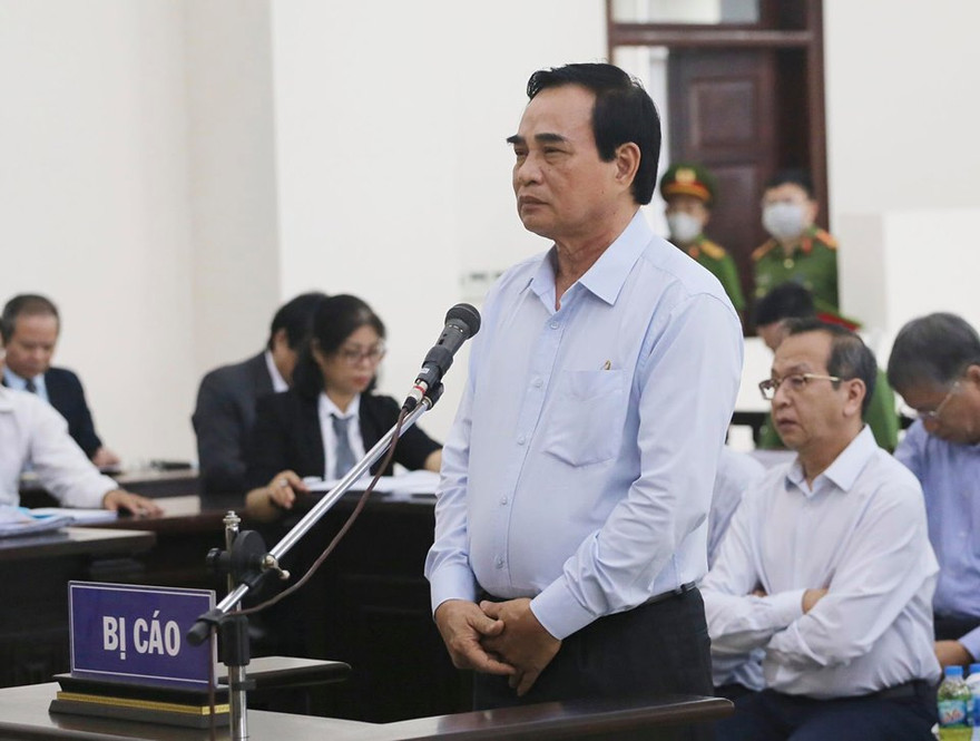 Bị cáo Văn Hữu Chiến trình bày tại tòa phúc thẩm.