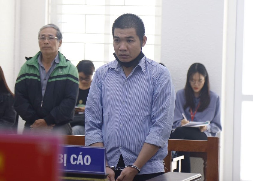 Bị cáo Đinh Hoàng Giang tại tòa.